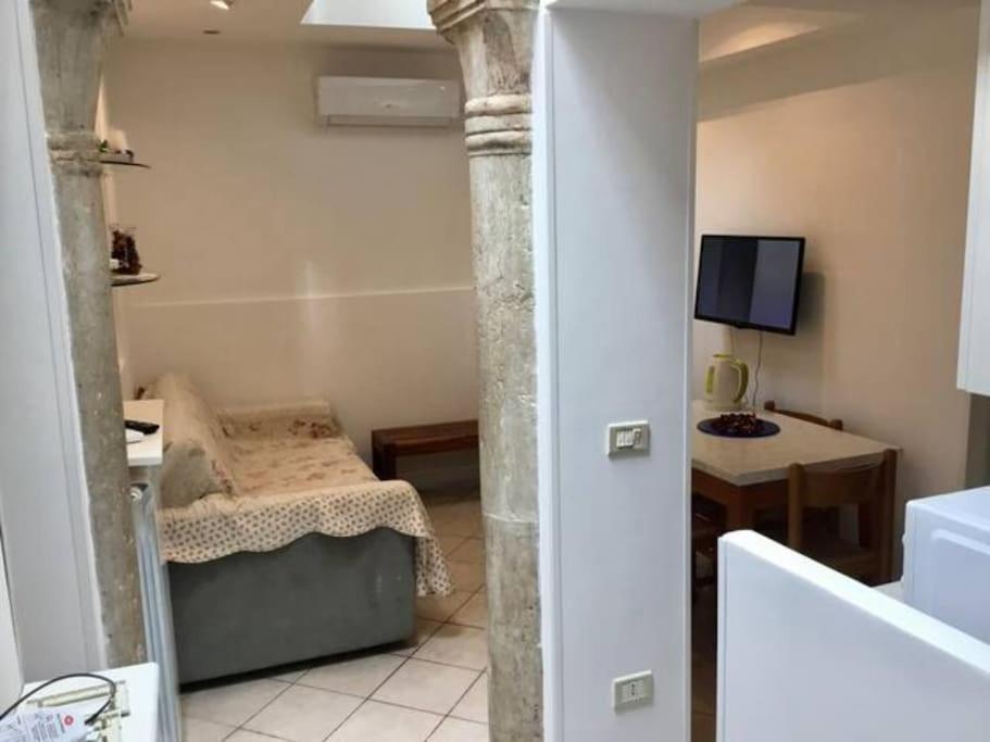 Apartment Close Guglie Bridge Венеция Экстерьер фото