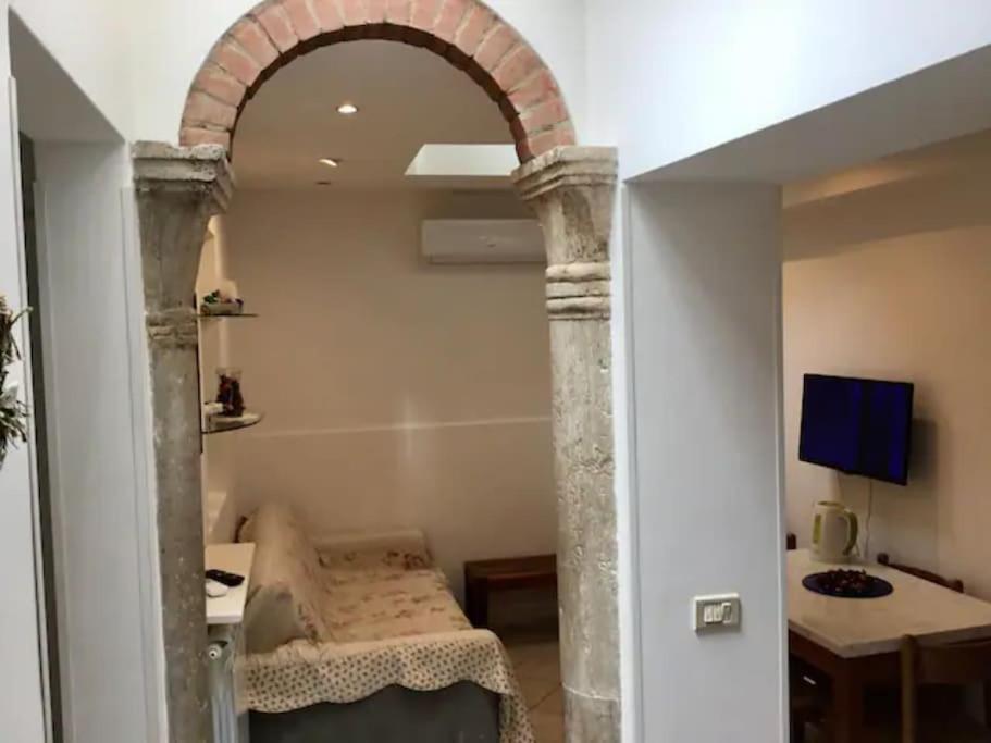 Apartment Close Guglie Bridge Венеция Экстерьер фото